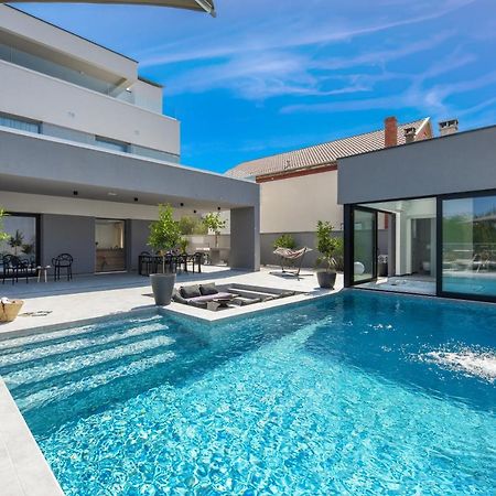 Villa Omnia Zadar Buitenkant foto