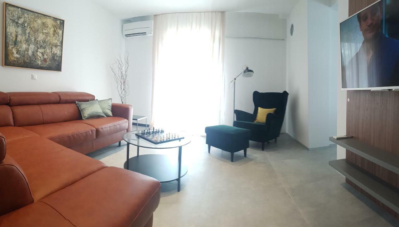 Villa Omnia Zadar Buitenkant foto