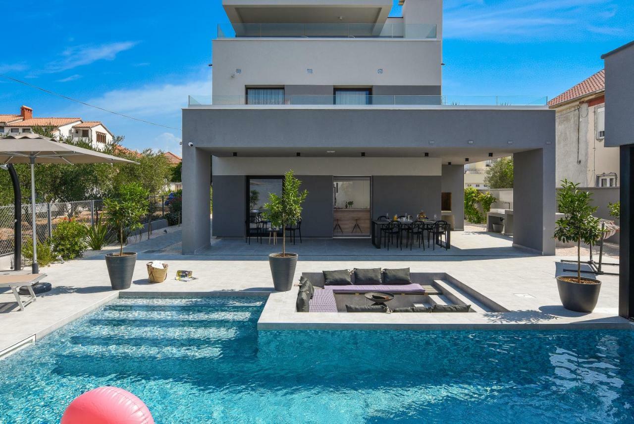 Villa Omnia Zadar Buitenkant foto